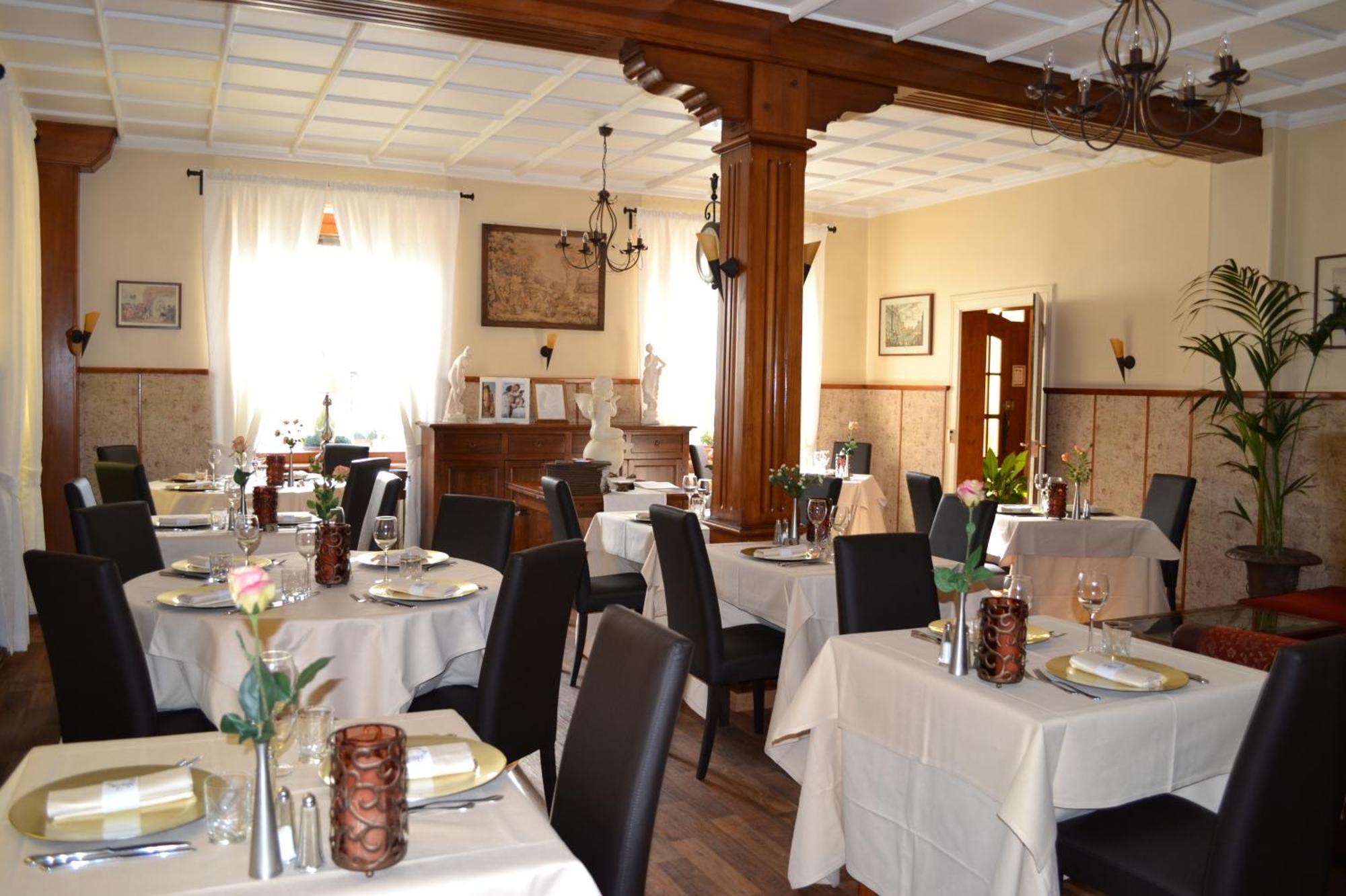 Logis Hôtel Restaurant La Tête Des Faux Le Bonhomme Exterior foto