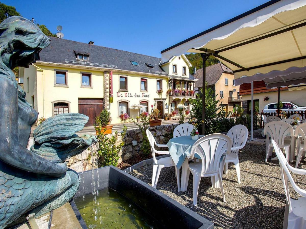 Logis Hôtel Restaurant La Tête Des Faux Le Bonhomme Exterior foto